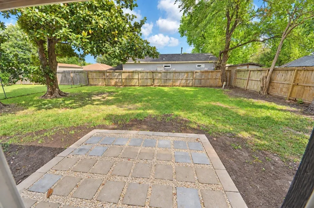 1030 Forestburg Drive Houston, TX 77038