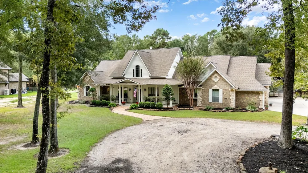 910 Commons Vista Drive Huffman, TX 77336