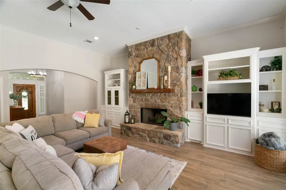 910 Commons Vista Drive Huffman, TX 77336