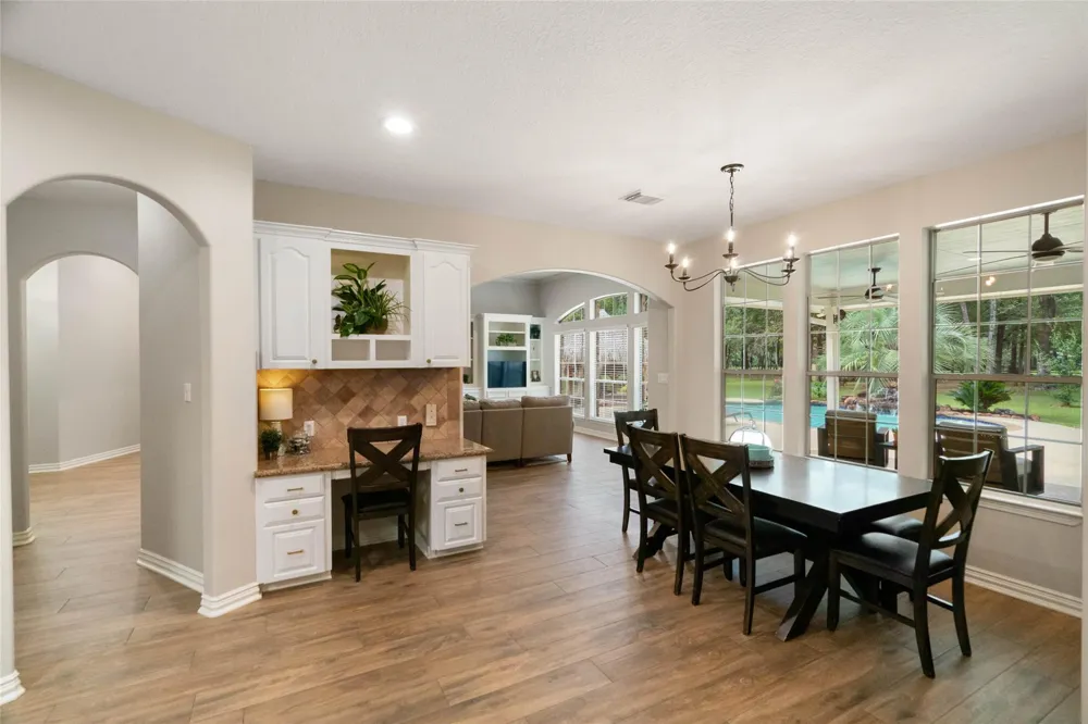 910 Commons Vista Drive Huffman, TX 77336