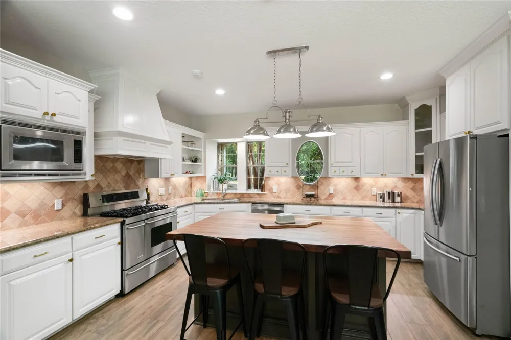 910 Commons Vista Drive Huffman, TX 77336