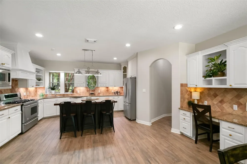 910 Commons Vista Drive Huffman, TX 77336