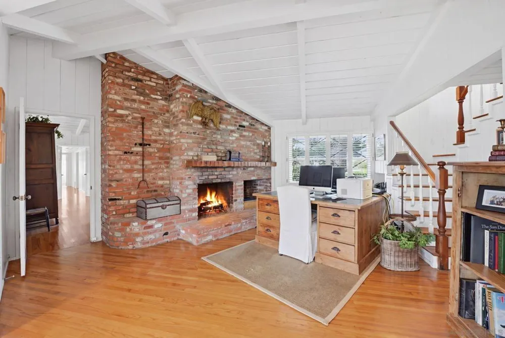 2954 Woodford Drive La Jolla, CA 92037