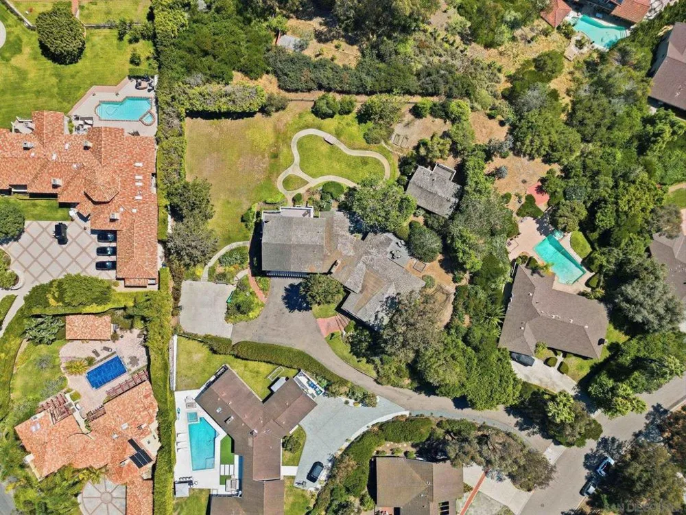 2954 Woodford Drive La Jolla, CA 92037