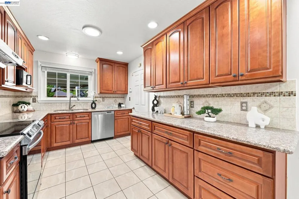 41441 Paseo Padre Pkwy Fremont, CA 94539