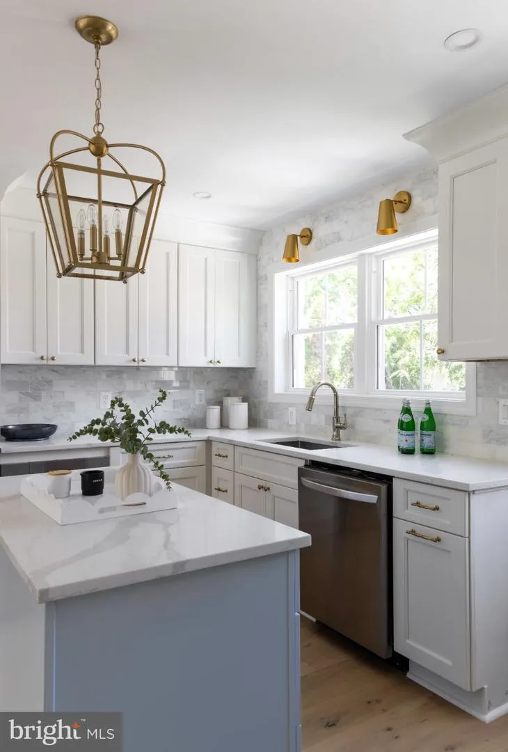 1310 BUNKER HILL ROAD Alexandria, VA 22308