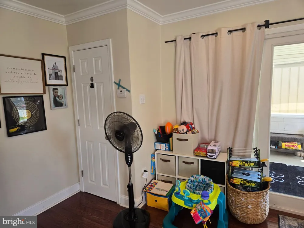 12 E WYNCLIFFE AVENUE Clifton Heights, PA 19018