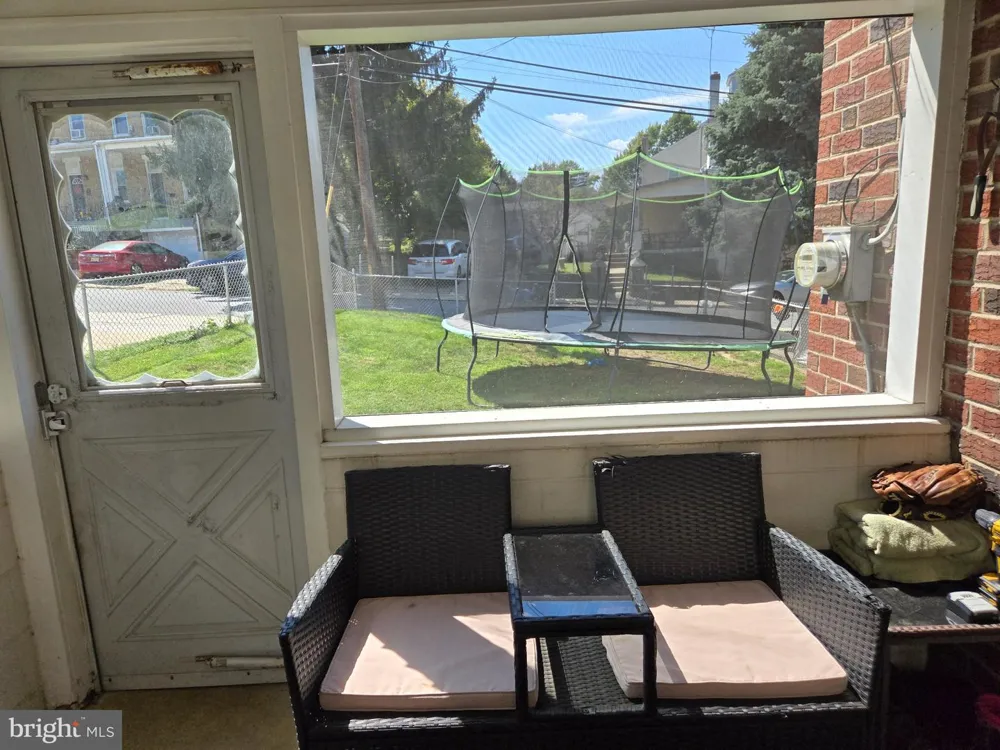 12 E WYNCLIFFE AVENUE Clifton Heights, PA 19018