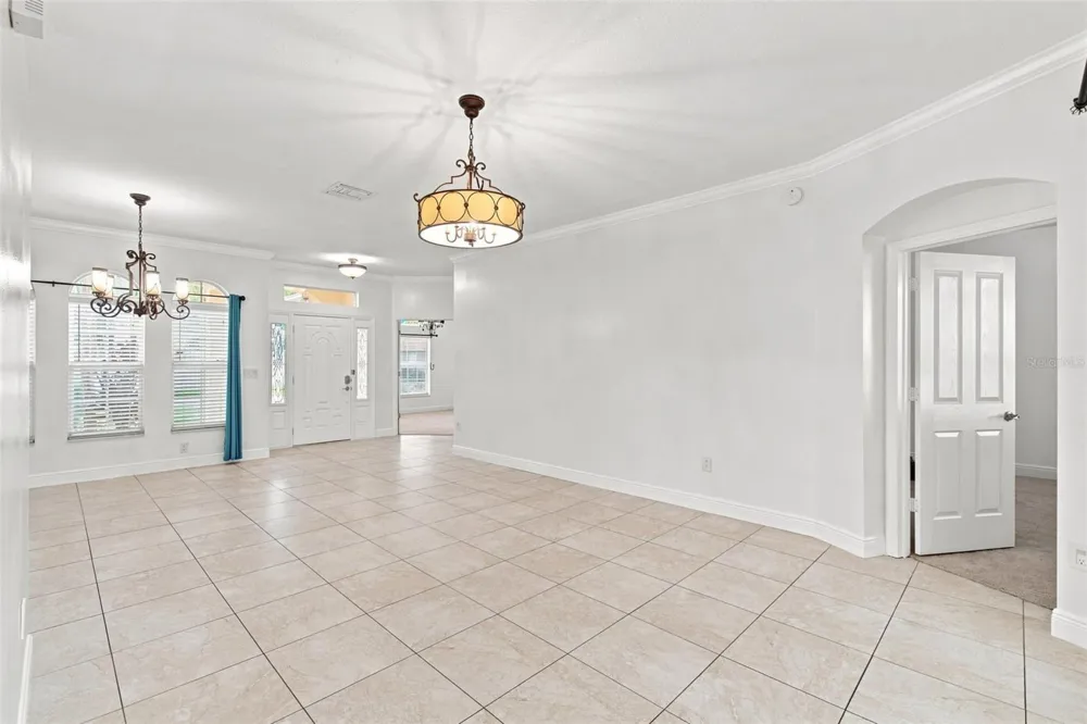 1512 CROOKED STICK DRIVE Valrico, FL 33596