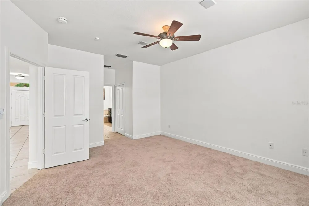 1512 CROOKED STICK DRIVE Valrico, FL 33596
