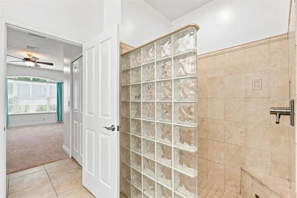1512 CROOKED STICK DRIVE Valrico, FL 33596
