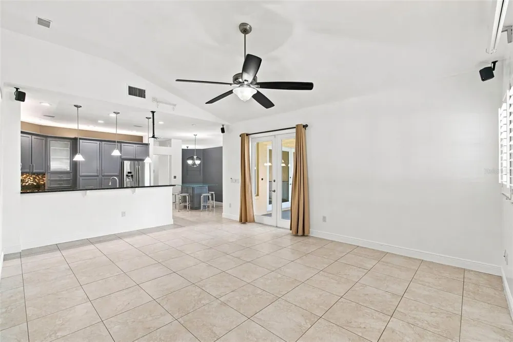 1512 CROOKED STICK DRIVE Valrico, FL 33596