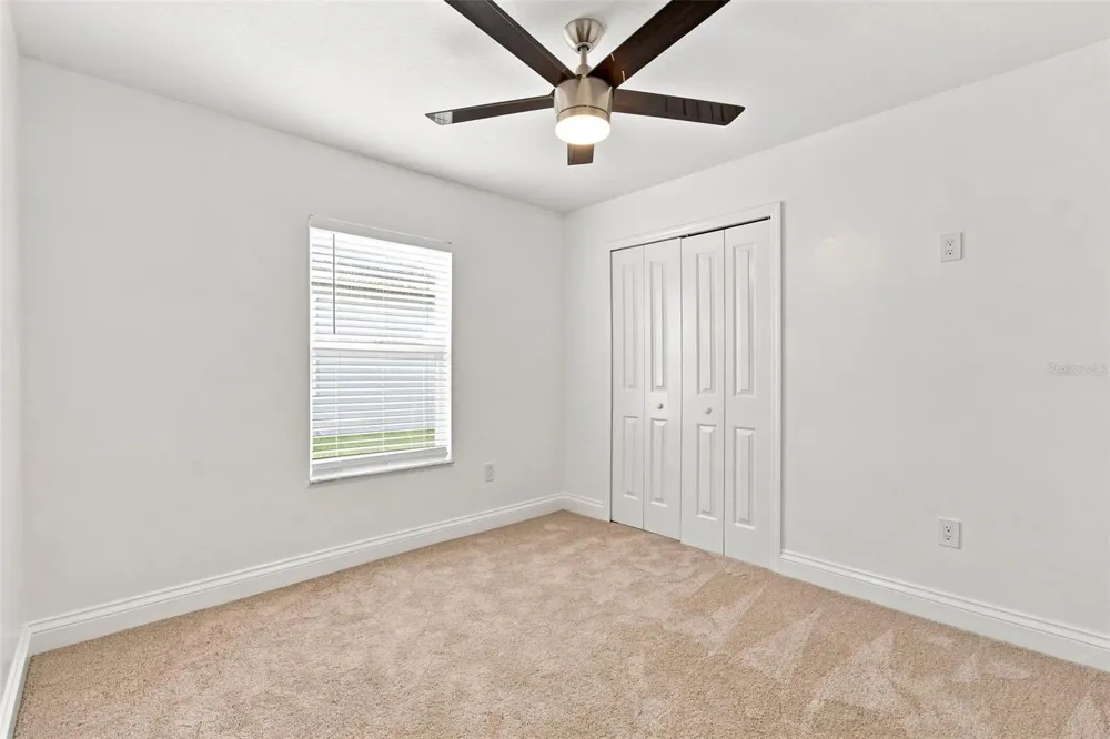 1512 CROOKED STICK DRIVE Valrico, FL 33596