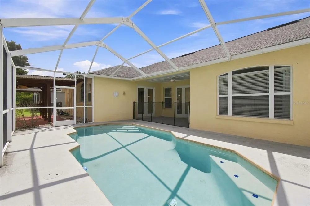 1512 CROOKED STICK DRIVE Valrico, FL 33596