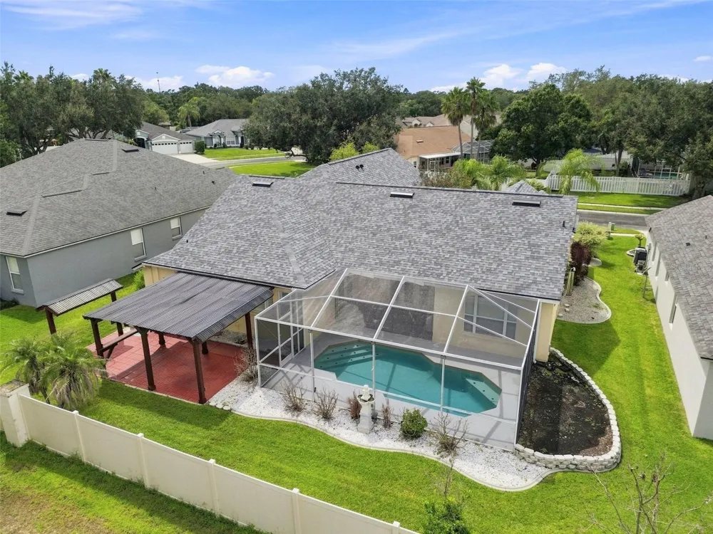 1512 CROOKED STICK DRIVE Valrico, FL 33596