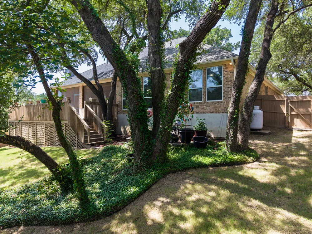 2702 Amber Forest Trail Belton, TX 76513