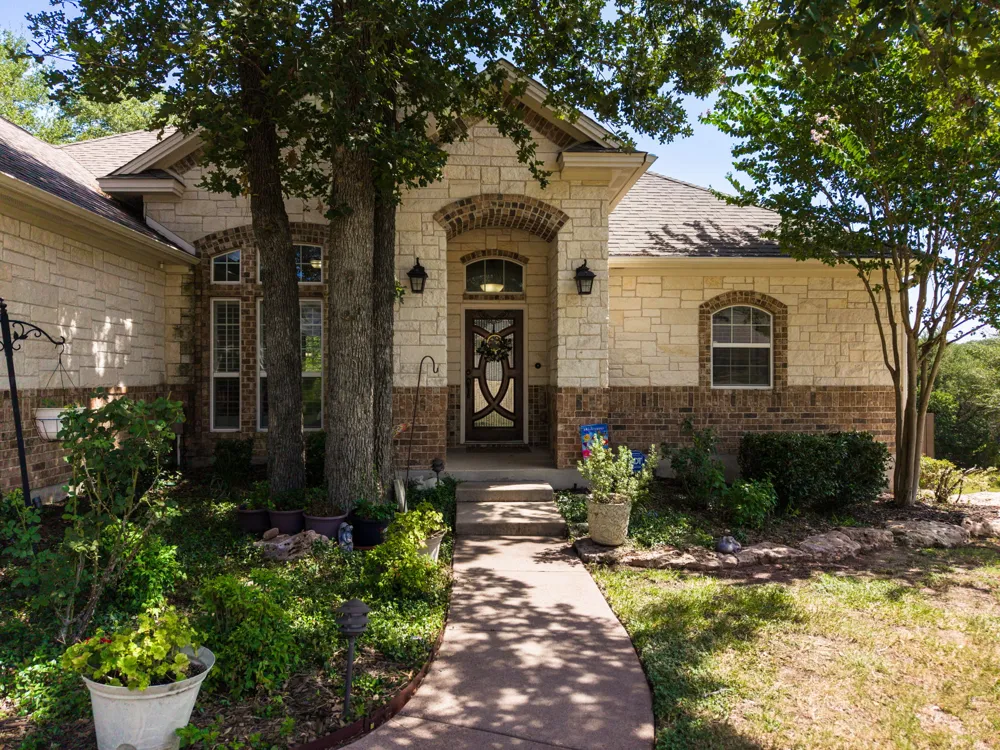 2702 Amber Forest Trail Belton, TX 76513