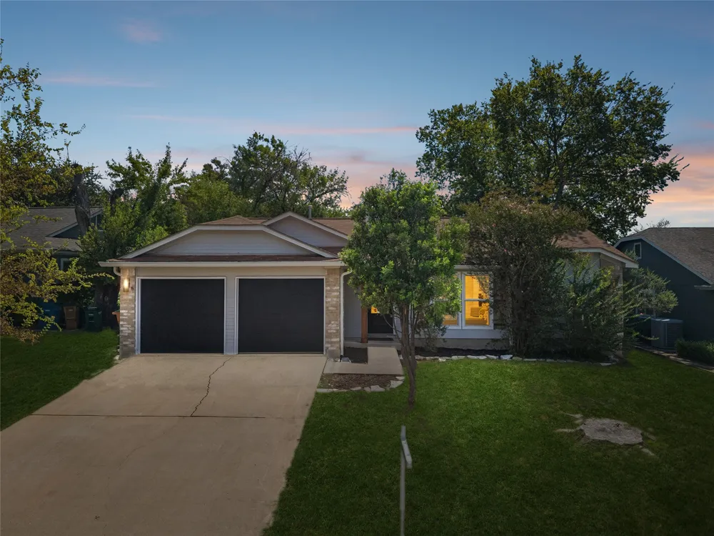 7901 SEMINARY RIDGE DRIVE Austin, TX 78745
