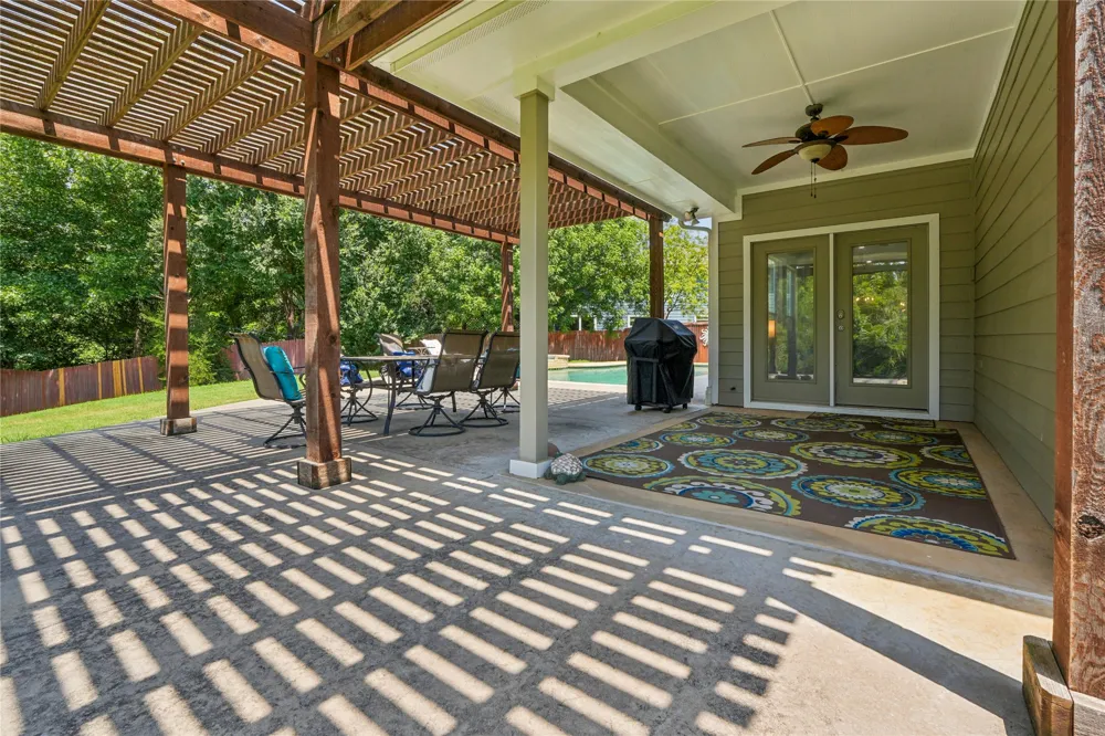 150 Fall Creek Grapevine, TX 76051