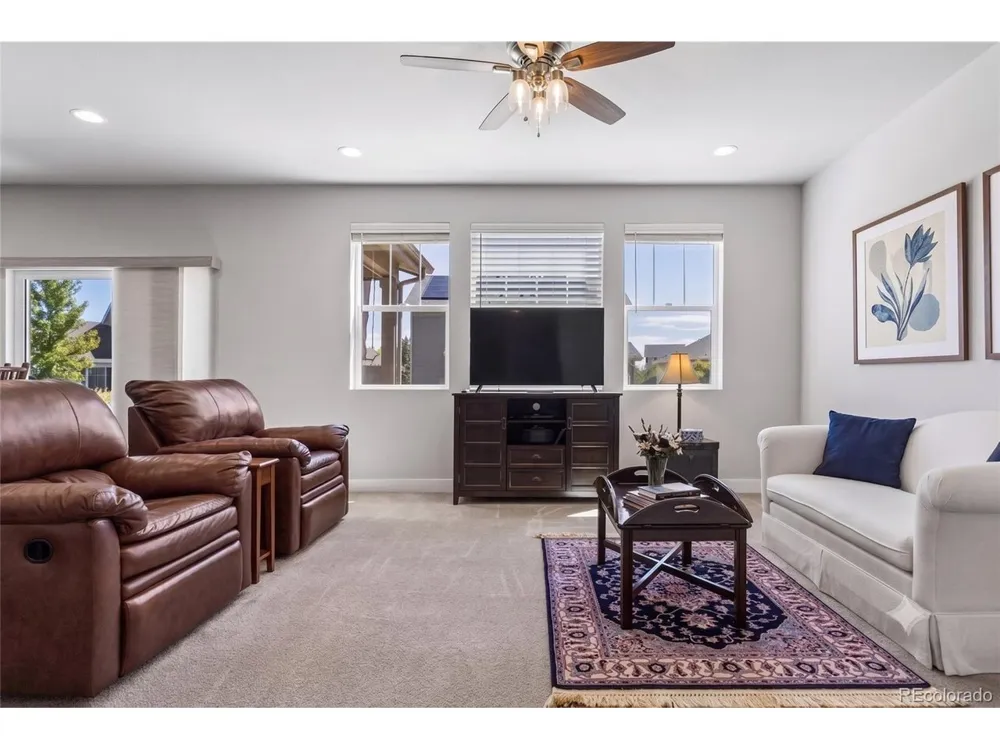 27162 E Frost Place Aurora, CO 80016
