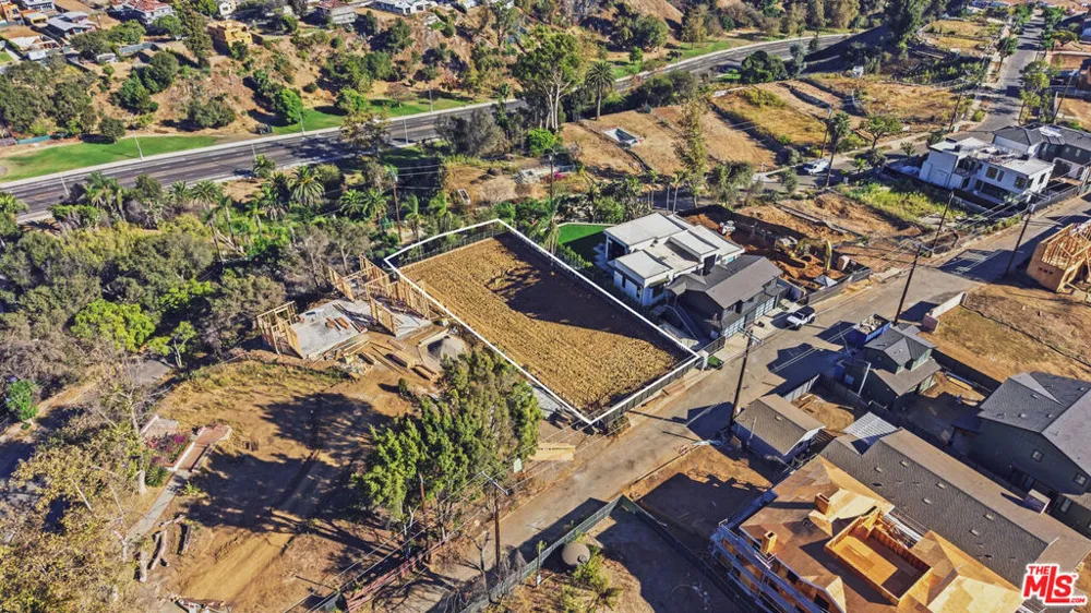 651 Erskine Drive Los Angeles, CA 90272