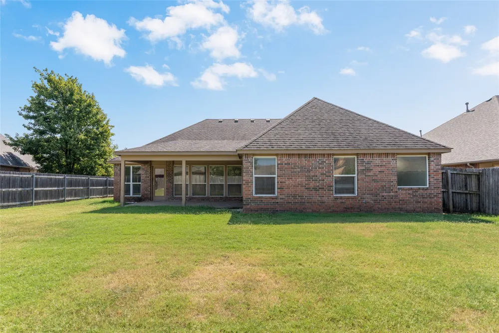 9020 157th East Avenue Owasso, OK 74055