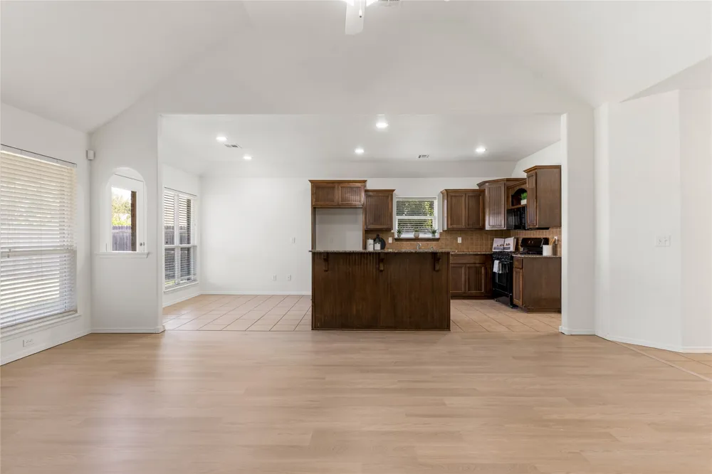 9020 157th East Avenue Owasso, OK 74055