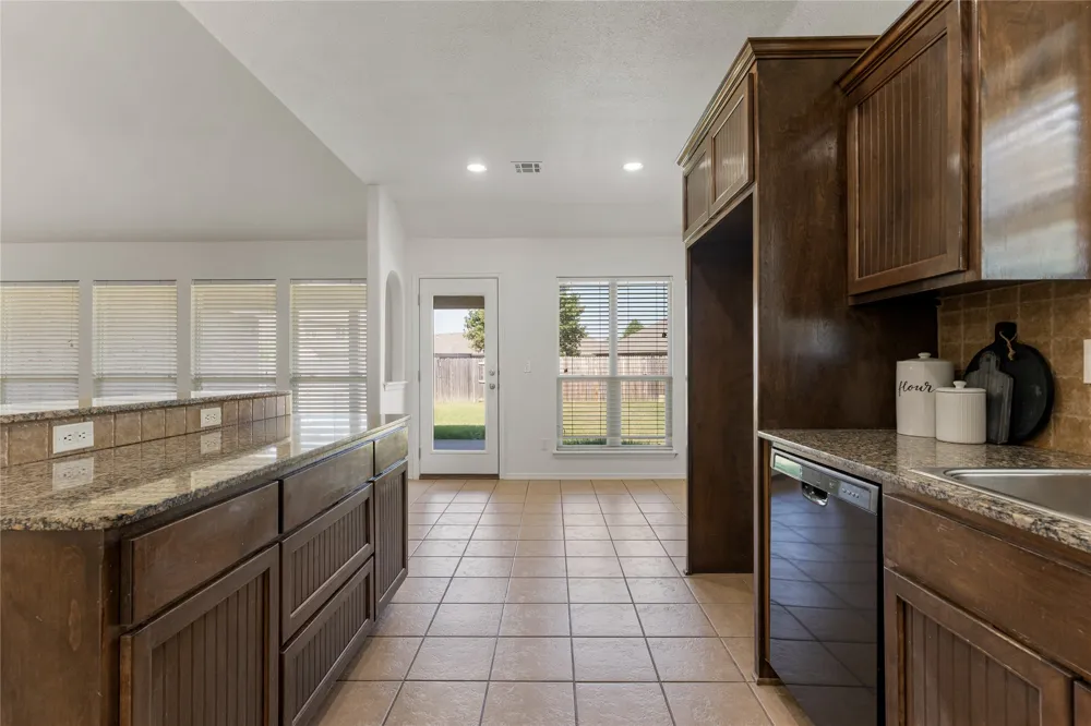 9020 157th East Avenue Owasso, OK 74055