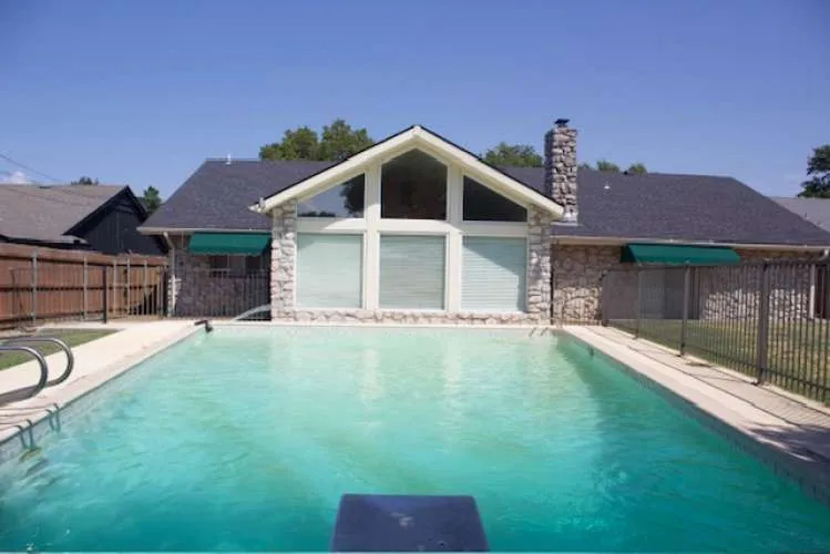 6124 E 60th Street Tulsa, OK 74135