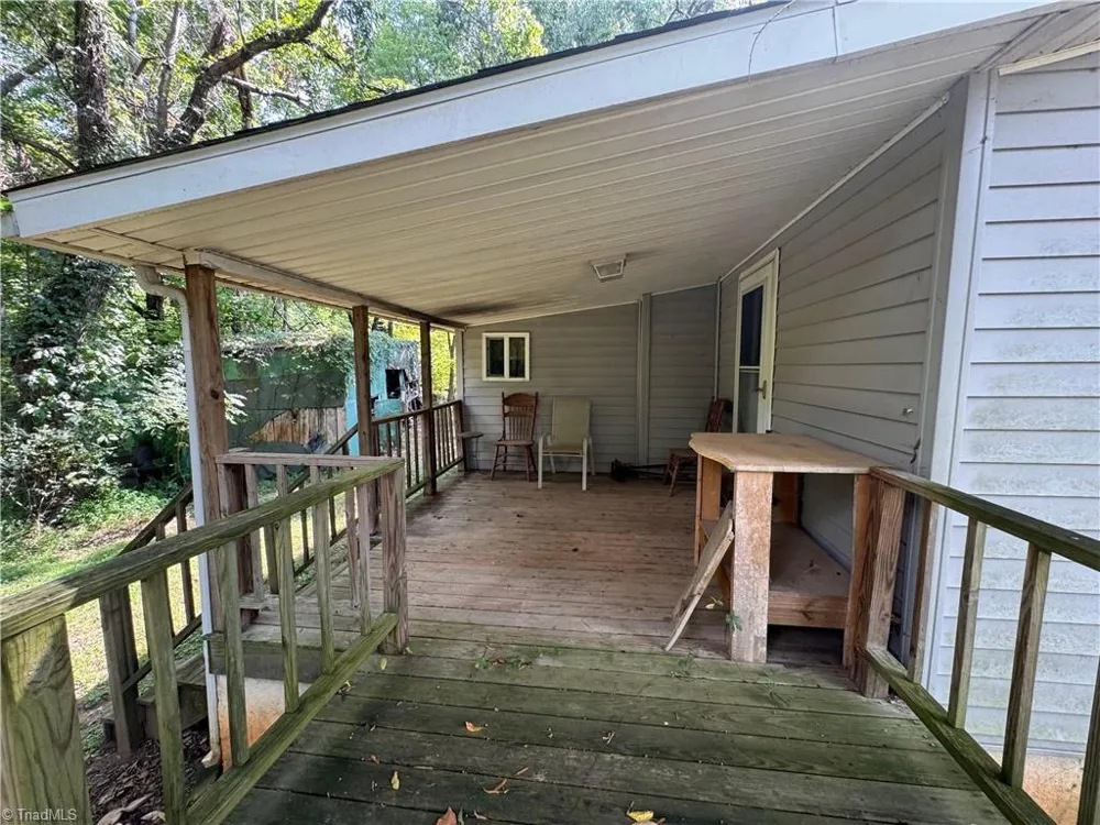 8650 Bull Road Colfax, NC 27235