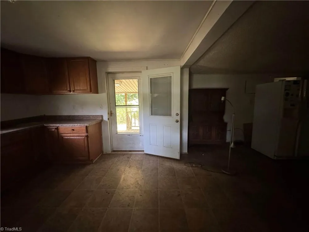 8650 Bull Road Colfax, NC 27235