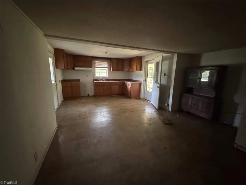 8650 Bull Road Colfax, NC 27235