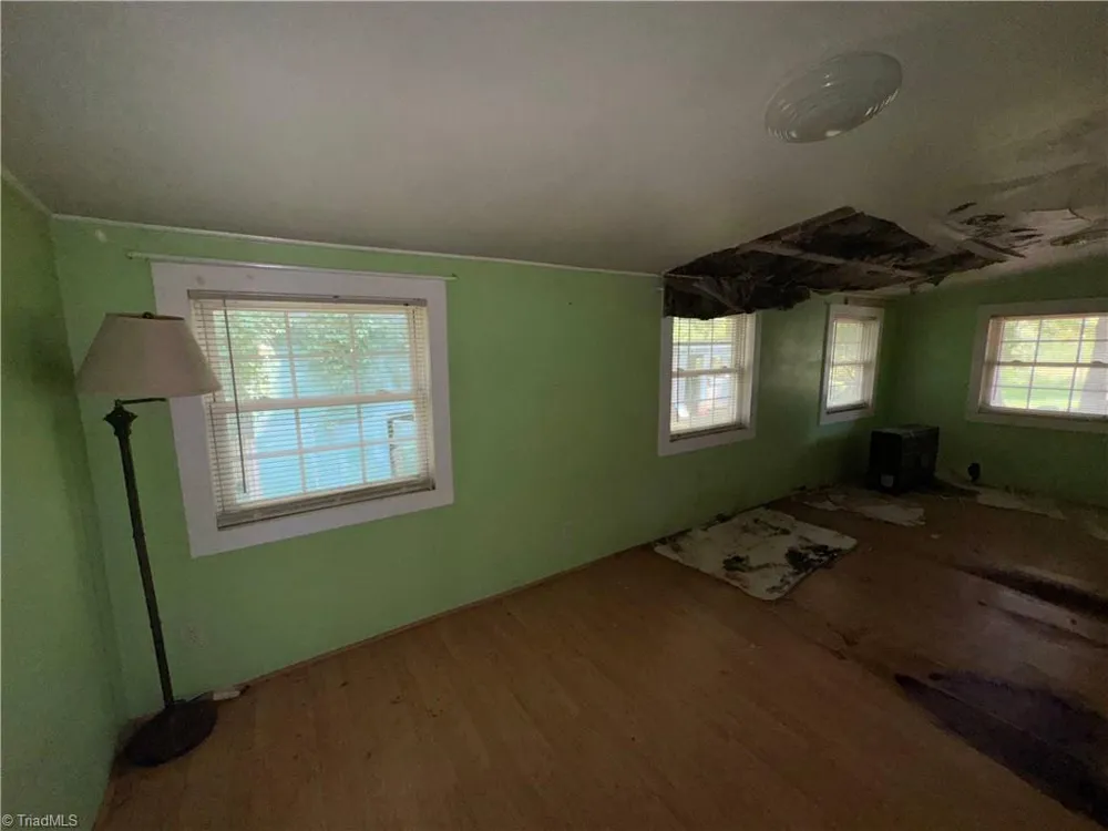 8650 Bull Road Colfax, NC 27235