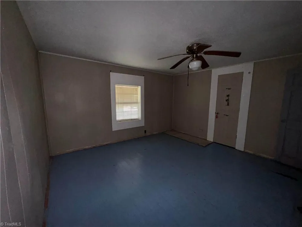 8650 Bull Road Colfax, NC 27235