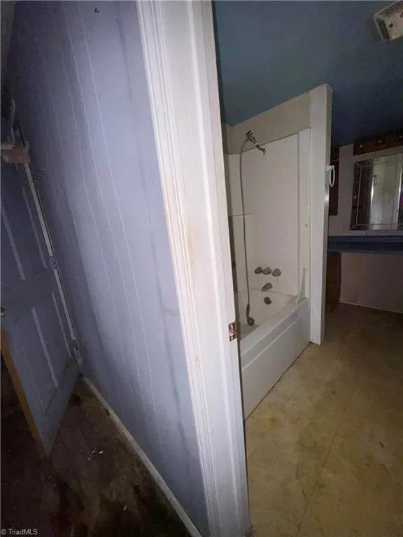 8650 Bull Road Colfax, NC 27235