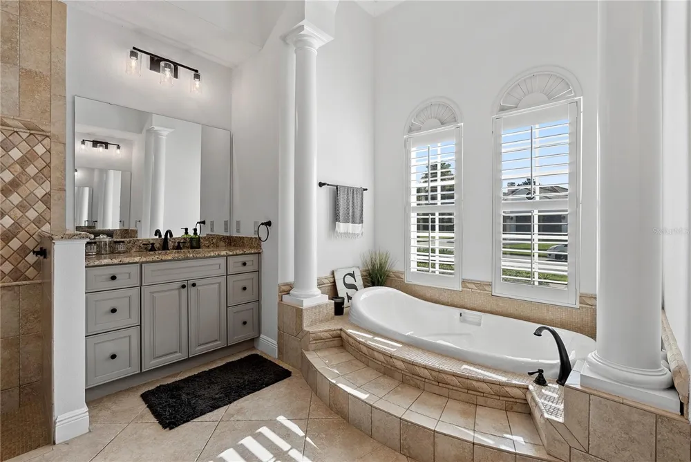 9626 HATTON CIRCLE Orlando, FL 32832