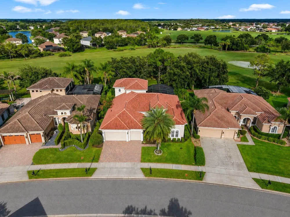 9626 HATTON CIRCLE Orlando, FL 32832