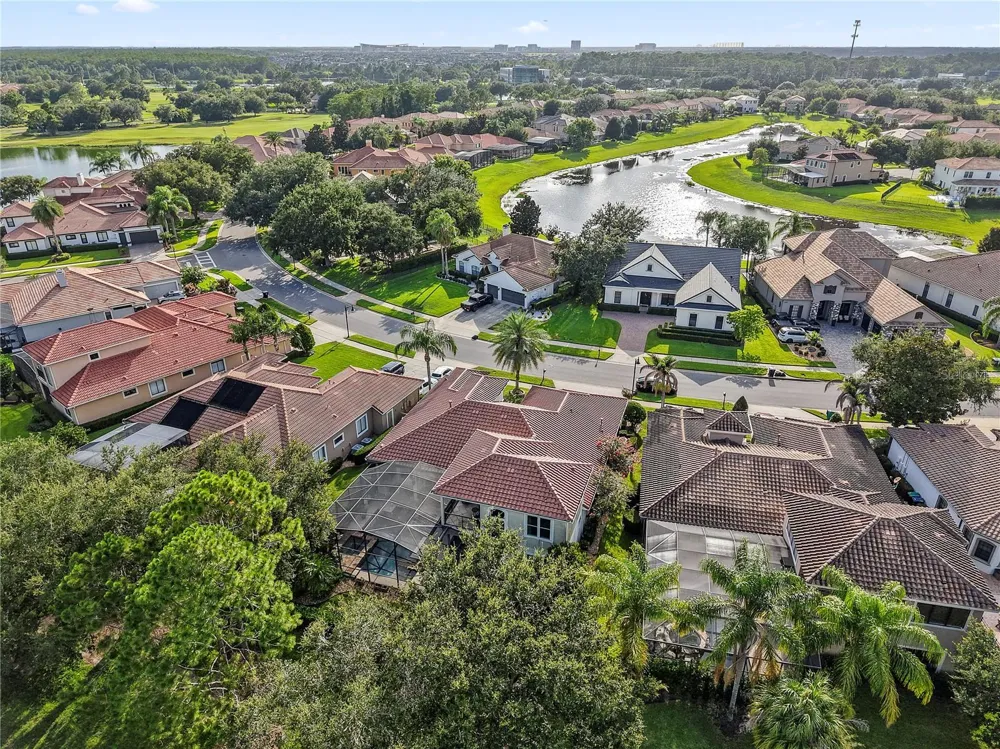 9626 HATTON CIRCLE Orlando, FL 32832