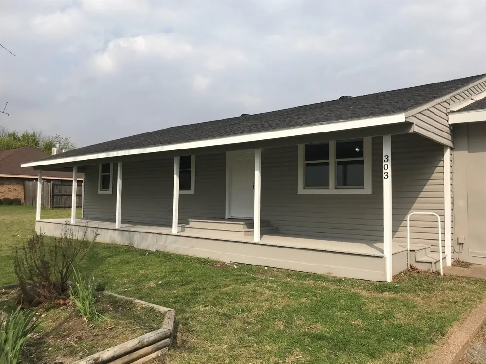 303 Raymond Street Farmersville, TX 75442
