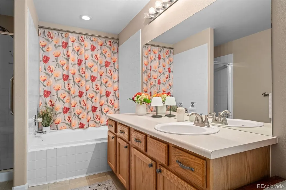 8951 W Phillips Drive Littleton, CO 80128