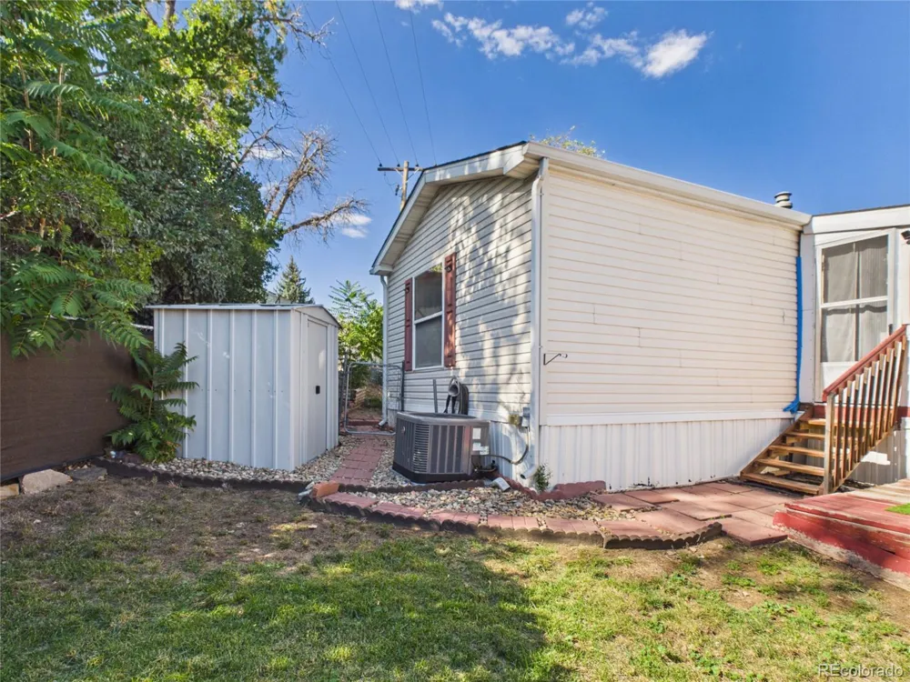 1801 W 92nd Avenue Denver, CO 80260