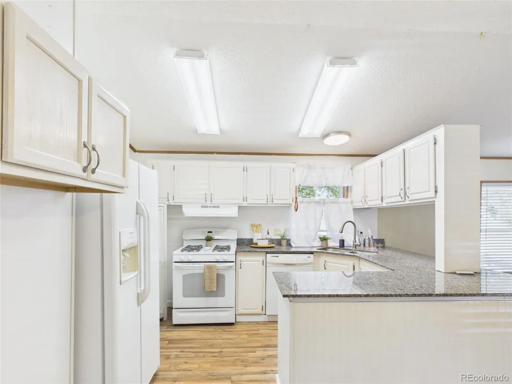 1801 W 92nd Avenue Denver, CO 80260