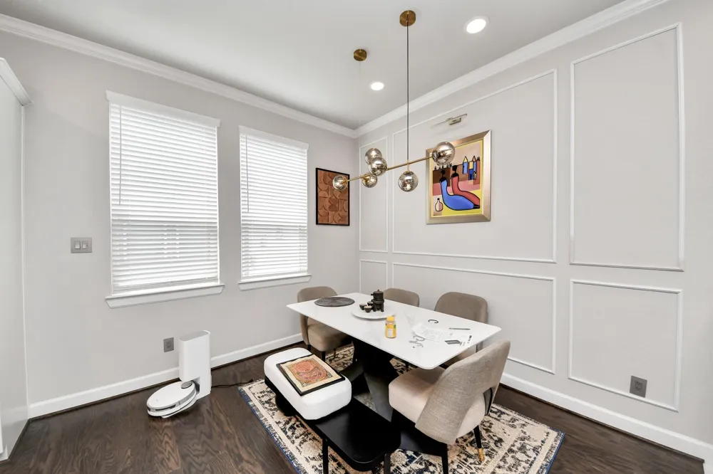 4007 Centre Meadow Way Houston, TX 77043