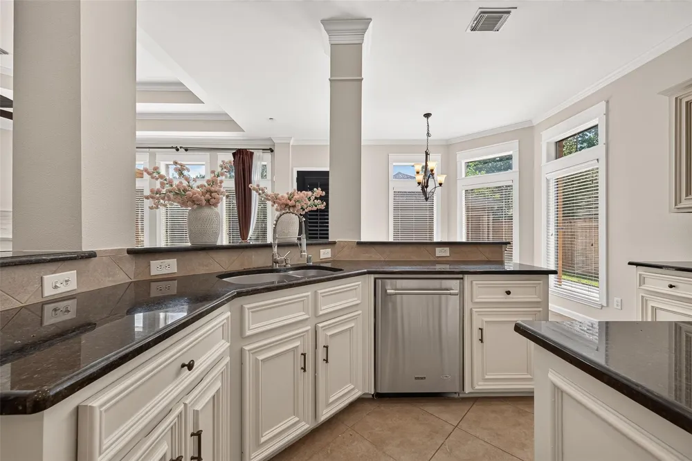 9218 Delacorte Lane Missouri City, TX 77459