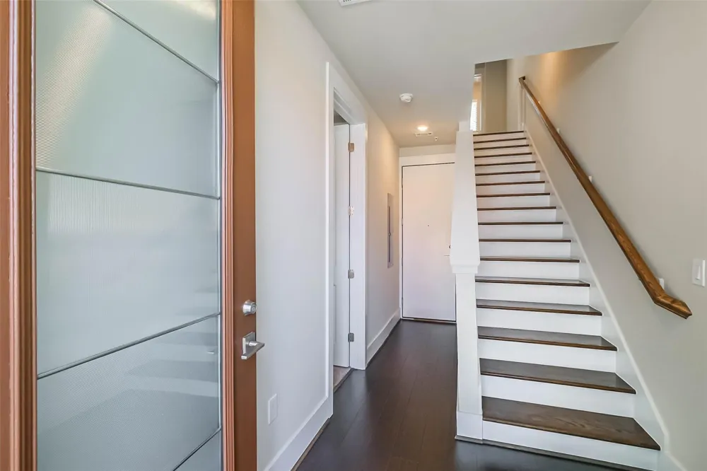 2401 Crawford Street #C1B Houston, TX 77004