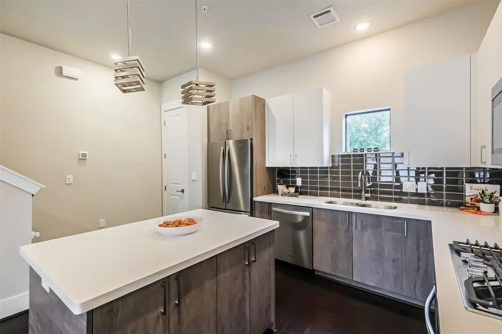 2401 Crawford Street #C1B Houston, TX 77004