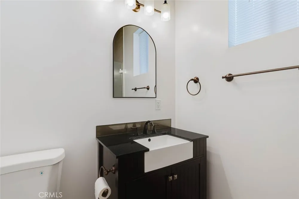 7947 Woodman Avenue Panorama City, CA 91402