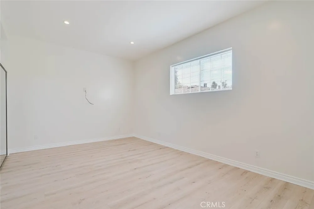 7947 Woodman Avenue Panorama City, CA 91402