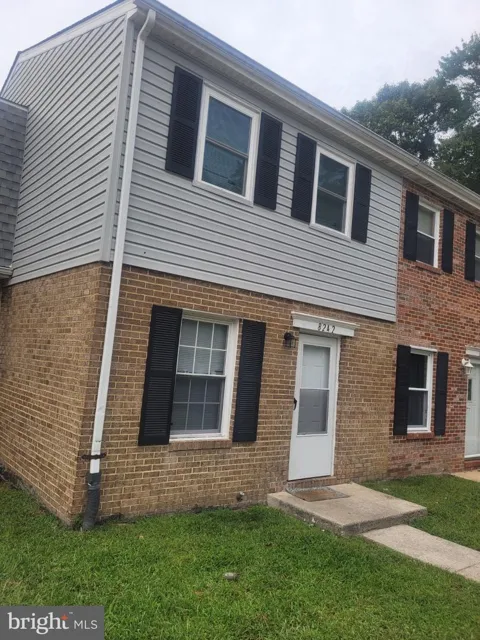 8242 MARLTON COURT
