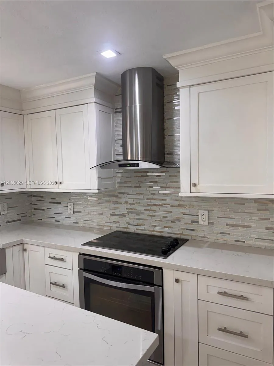 7075 NW 173rd Dr #1406 Hialeah, FL 33015
